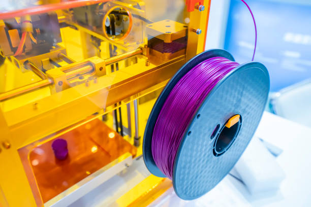 Filamento para impresora 3D; filamento en color morado para el uso de la impresión tridimensional